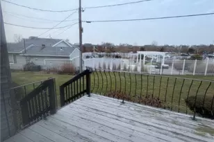 3 Admiralty Dr, Middletown, RI 02842 - Photo 16