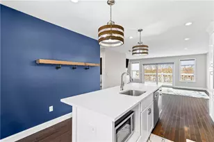 3800 Post Rd, Warwick, RI 02886 - Photo 10