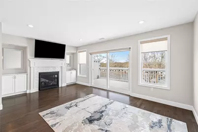 3800 Post Road #4, Warwick, RI 02886 - Photo 4