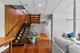 38 Seaview Ave, South Kingstown, RI 02879 - Photo 16