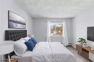 752 Quaker Ln, Warwick, RI 02818 - Photo 6