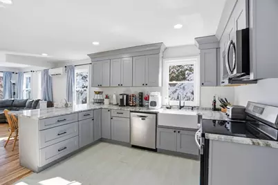 91 Church Street, Westerly, RI 02808 - Photo 12