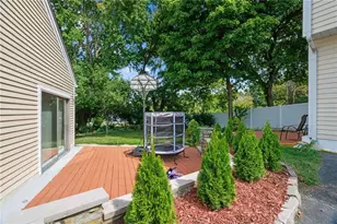 129 Simmonsville Ave, Johnston, RI 02919 - Photo 42