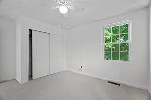 129 Simmonsville Ave, Johnston, RI 02919 - Photo 28