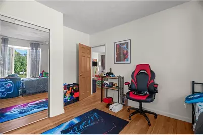 129 Simmonsville Avenue, Johnston, RI 02919 - Photo 14