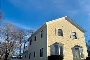 129 Simmonsville Ave, Johnston, RI 02919 - Photo 4