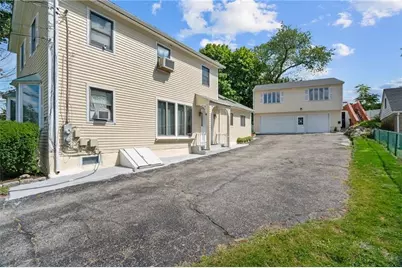 129 Simmonsville Avenue, Johnston, RI 02919 - Photo 36