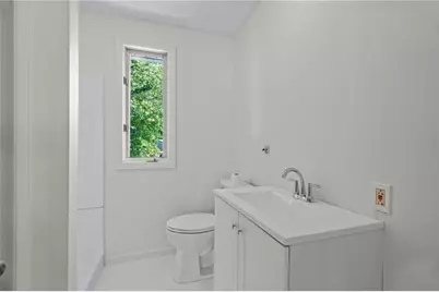 129 Simmonsville Avenue, Johnston, RI 02919 - Photo 26