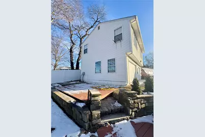 129 Simmonsville Avenue, Johnston, RI 02919 - Photo 24