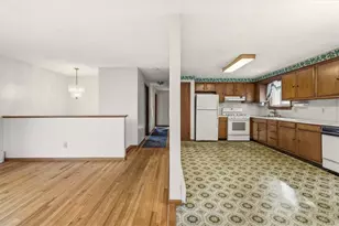 7 Hidden Valley Ln, Lincoln, RI 02865 - Photo 10