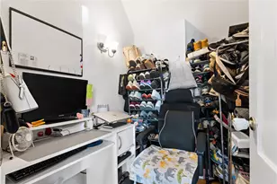 94 John St, East Providence, RI 02914 - Photo 10