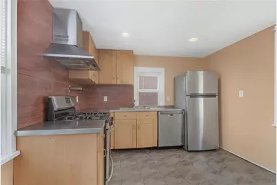 256 High Street, Pawtucket, RI 02860 - Photo 22