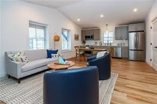 32 Exchange St, East Greenwich, RI 02818 - Photo 8