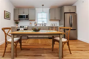 32 Exchange St, East Greenwich, RI 02818 - Photo 18