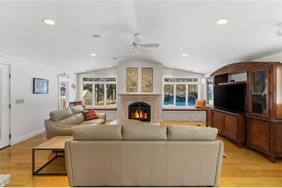 17 Rogler Farm Road, Smithfield, RI 02917 - Photo 10