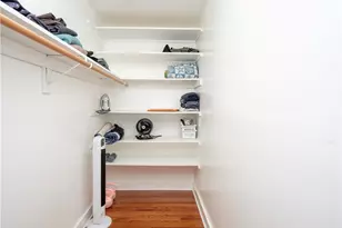 1 Oakwood Terrace, Newport, RI 02840 - Photo 24