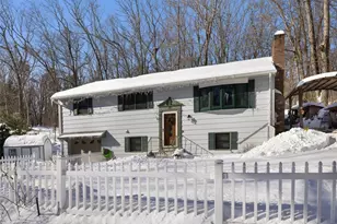 73 Westwood Dr, Cumberland, RI 02864 - Photo 2