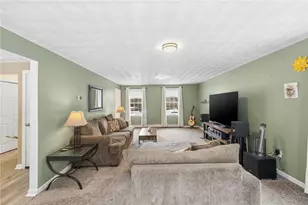 13 Beverly Ann Dr, Hopkinton, RI 02832 - Photo 8