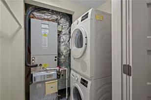 423 Hope St, Bristol, RI 02809 - Photo 28