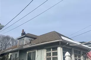 107 Mulberry St, Pawtucket, RI 02860 - Photo 6