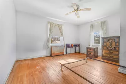 131 Pawtuxet Terrace, West Warwick, RI 02893 - Photo 18