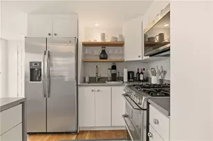 59 Houston Ave, Newport, RI 02840 - Photo 12