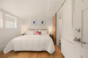 59 Houston Ave, Newport, RI 02840 - Photo 30