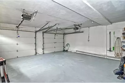 141 Glen Ridge Road, Cranston, RI 02920 - Photo 32