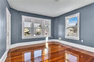 266 Sayles Ave, Pawtucket, RI 02860 - Photo 12