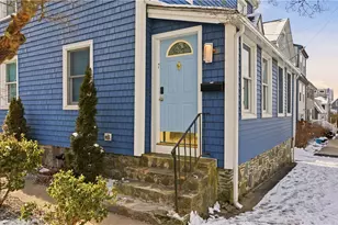 7 Bacheller St, Newport, RI 02840 - Photo 2