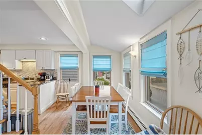 7 Bacheller Street, Newport, RI 02840 - Photo 4