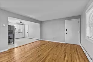 70 Carroll Ave, Newport, RI 02840 - Photo 6