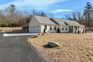 117 New Rd, Thompson, CT 06277 - Photo 2