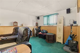 23 Indian Hill Cir, Middletown, RI 02842 - Photo 32