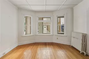 20 Fair St, Newport, RI 02840 - Photo 14