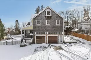 2269 E Main Rd, Portsmouth, RI 02871 - Photo 4