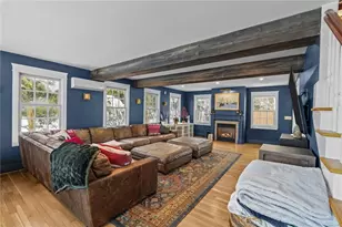 2269 E Main Rd, Portsmouth, RI 02871 - Photo 8