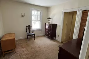 127 Longfellow Rd, Jamestown, RI 02835 - Photo 14