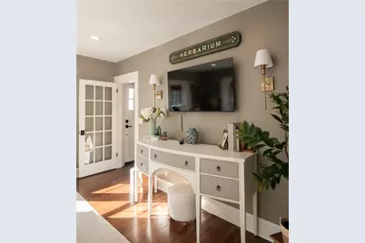 26 Vernon Avenue, Newport, RI 02840 - Photo 10