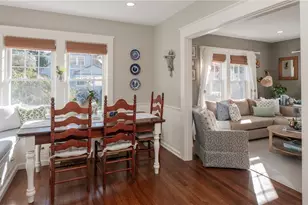 26 Vernon Ave, Newport, RI 02840 - Photo 14