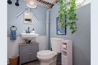 26 Vernon Avenue, Newport, RI 02840 - Photo 32