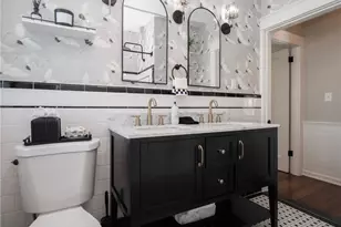 26 Vernon Ave, Newport, RI 02840 - Photo 24