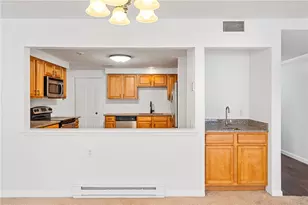 30 Argyle Ave, East Providence, RI 02915 - Photo 14