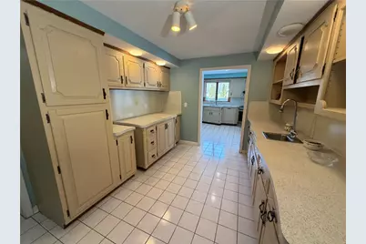 33 Whipple Avenue, Westerly, RI 02891 - Photo 12