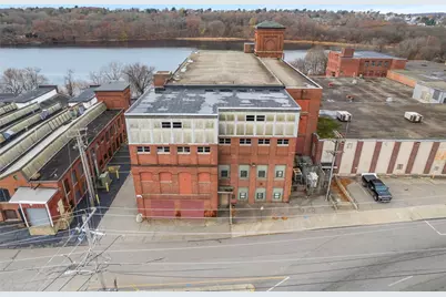 721 School Street, Pawtucket, RI 02860 - Photo 22