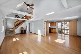 98 Hobson Ave, Tiverton, RI 02878 - Photo 4