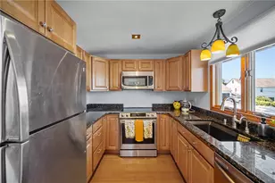 98 Hobson Ave, Tiverton, RI 02878 - Photo 6
