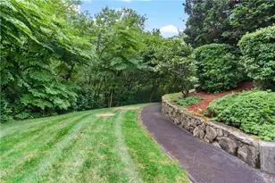 30 Argyle Ave, East Providence, RI 02915 - Photo 32