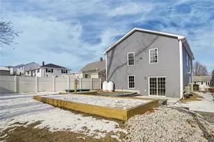 85 Colonial Ave, Cumberland, RI 02864 - Photo 22