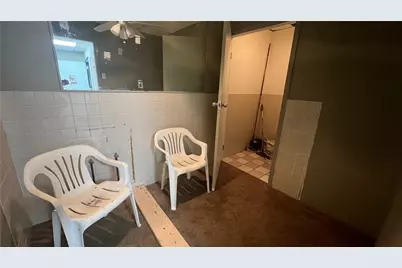 852 Newport Avenue, Pawtucket, RI 02861 - Photo 16